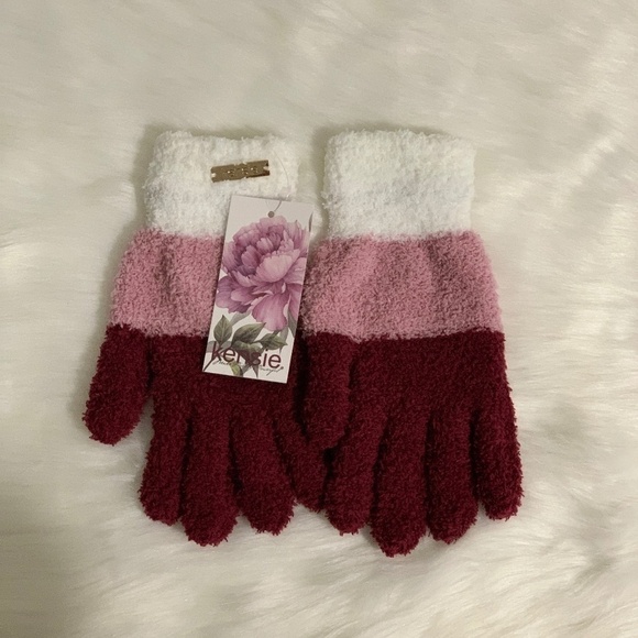 𝅺super SOFT | Colourblock  Chenille Gloves | White | Mauve | Red - Picture 1 of 3